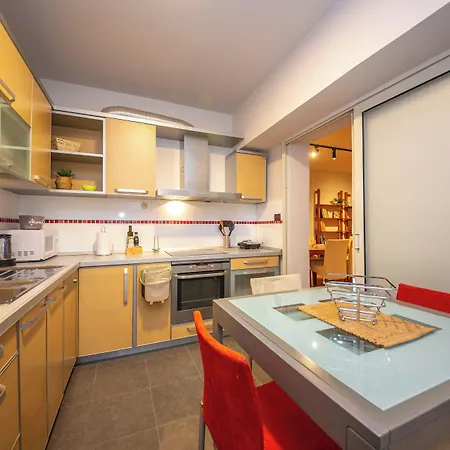 Appartamento Blloku Unique 3 Tirana