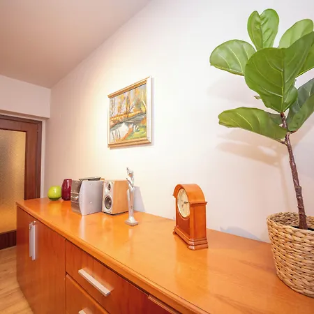 Blloku Unique 3 Apartamento